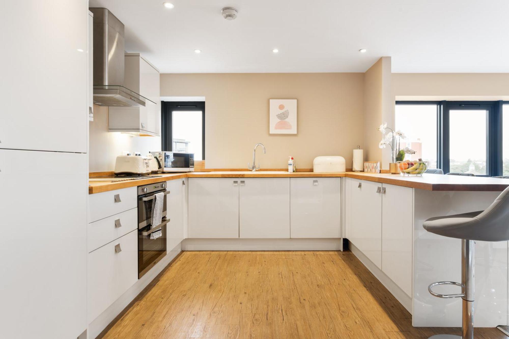 Westcliff Penthouse With Sea Views And Balcony Apartman Bournemouth Kültér fotó