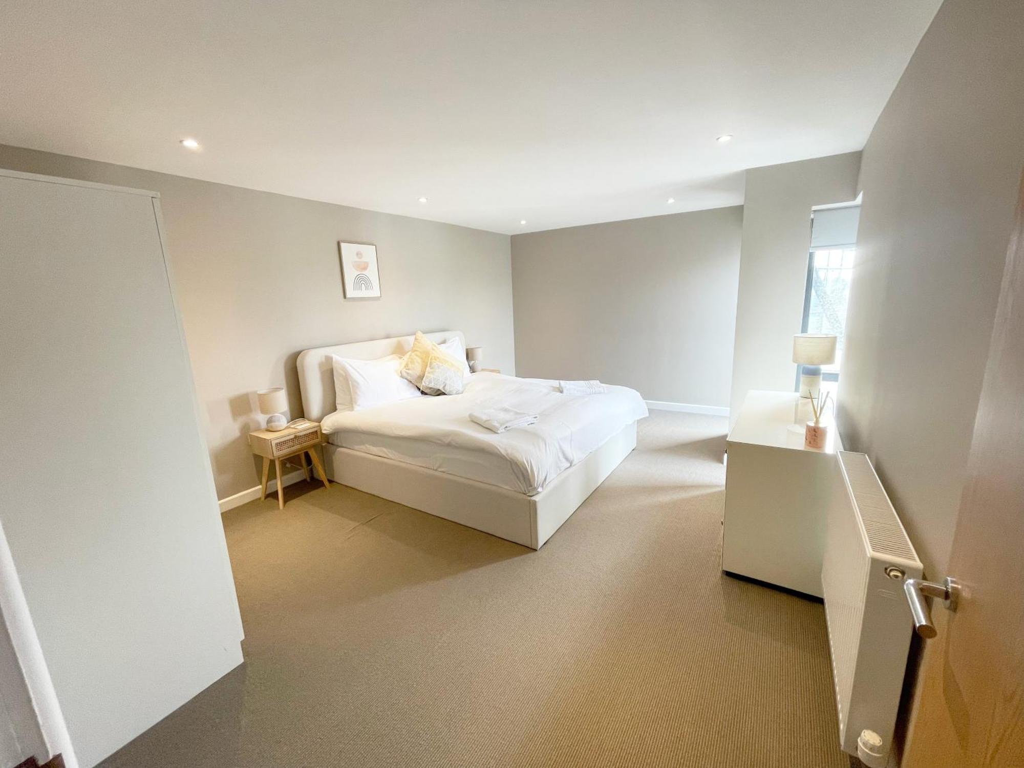 Westcliff Penthouse With Sea Views And Balcony Apartman Bournemouth Kültér fotó
